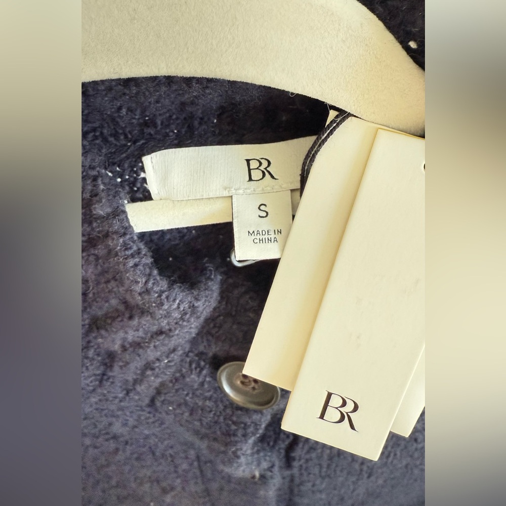 Banana Republic MERINO-BLEND FLARE-SLEEVE CARDIGAN. Brand new with tags. SOLD - Picture 5 of 6
